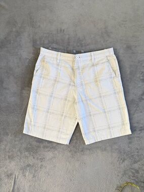 Subculture Mens Plaid Shorts Size 34 White Grey Chino Skater Flat Front Casual